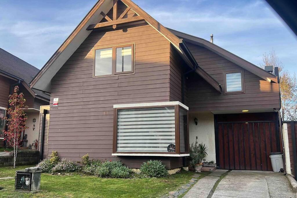 Villa Acogedora Casa Con Tinaja Y Jacuzzi Y Rent A Car Puerto Varas Esterno foto