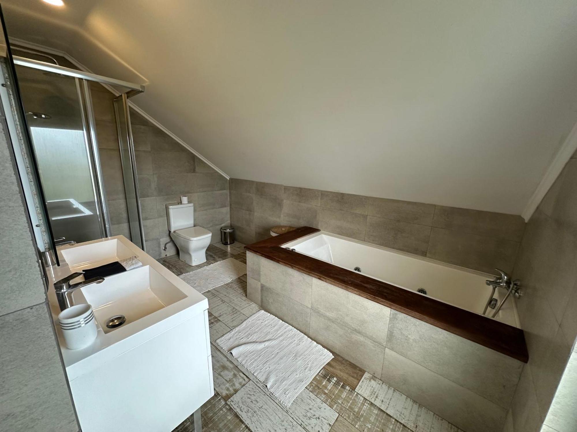 Villa Acogedora Casa Con Tinaja Y Jacuzzi Y Rent A Car Puerto Varas Esterno foto