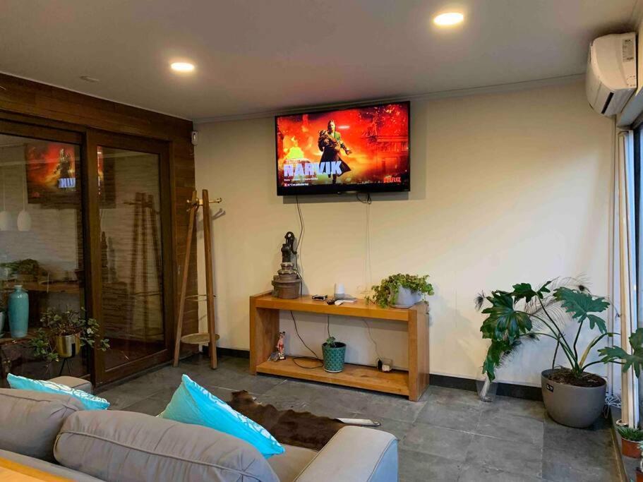 Villa Acogedora Casa Con Tinaja Y Jacuzzi Y Rent A Car Puerto Varas Esterno foto